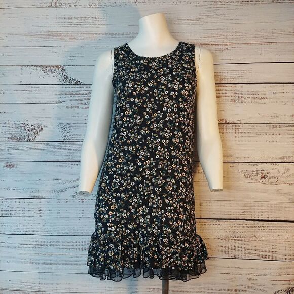 Girls Sleeveless Summer Dress - Picture 4 of 11